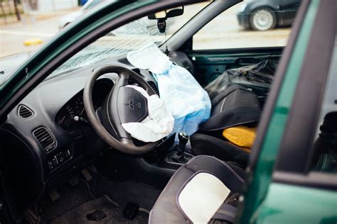 airbag açmış araba alınır mı